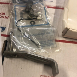 Contattore di inclinazione MERCURY 135, 150, 200 CV V6 2 Tempi Carbu 814407A3 PIECESBATEAUX.COM
