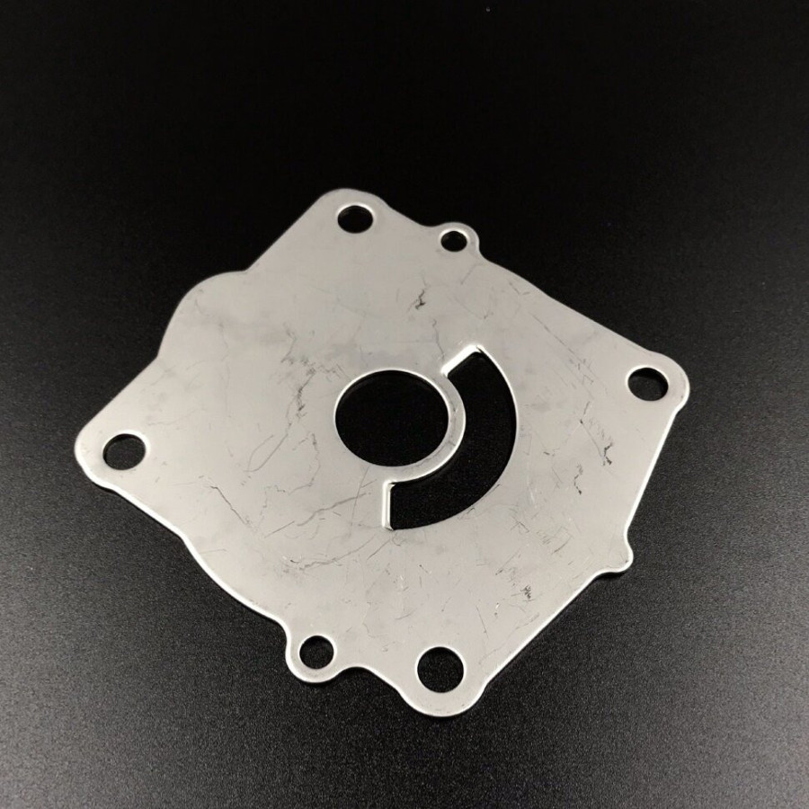Piastra pompa acqua YAMAHA 75-130Cv REC68V-44323-00 PIECESBATEAUX.COM