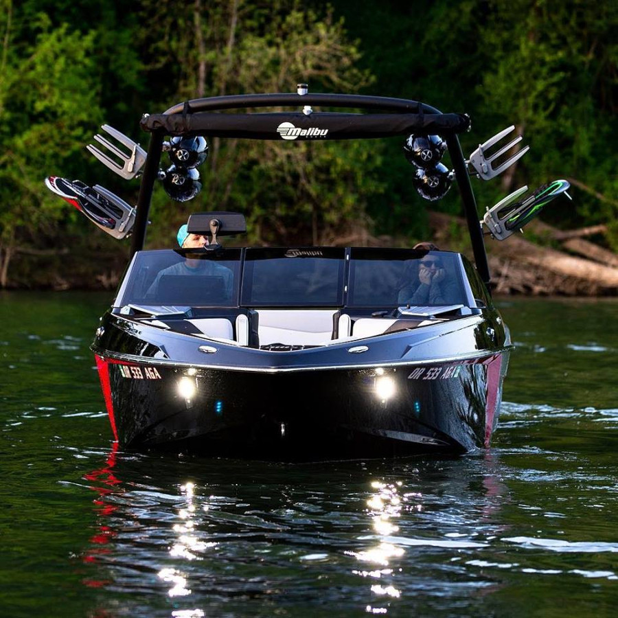 Projecteurs d'accostage blanc 6000K IP67 65335247 PIECESBATEAUX.COM