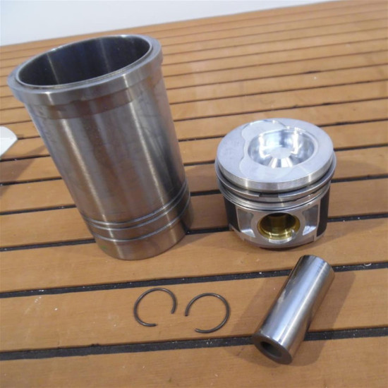 Kit Piston et Chemise MERCRUISER Diesel 2.8L et 4.2L 803123A1 PIECESBATEAUX.COM