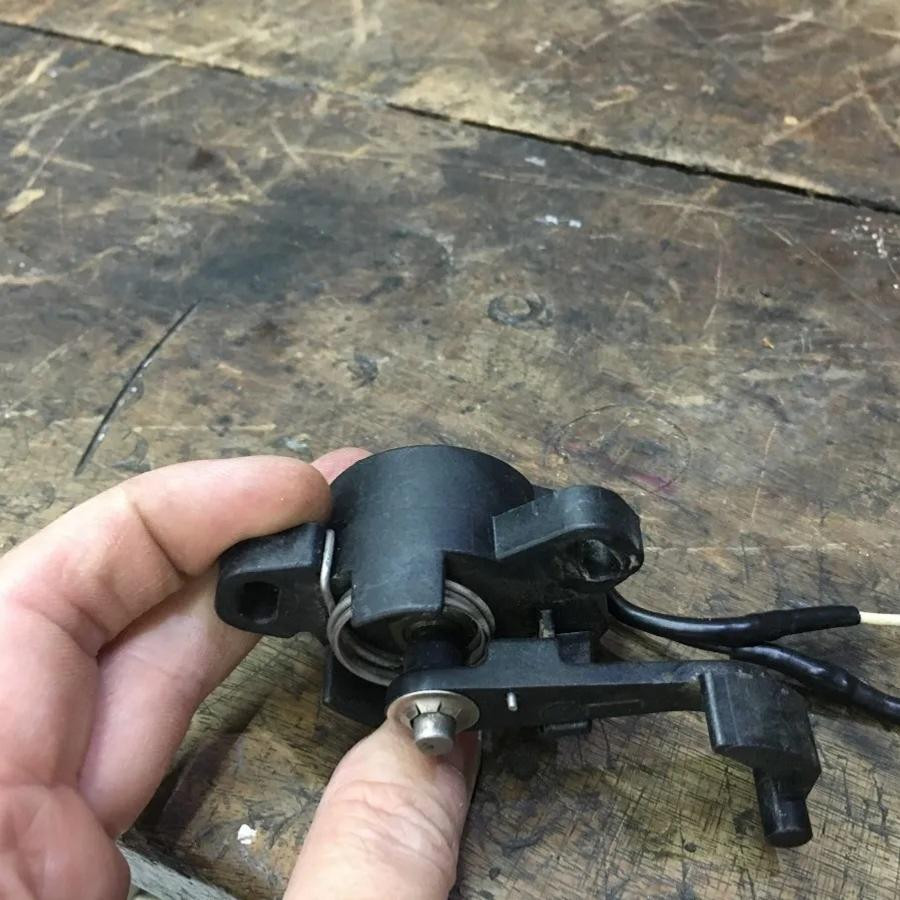 Sensore di trim JOHNSON EVINRUDE 584702 PIECESBATEAUX.COM