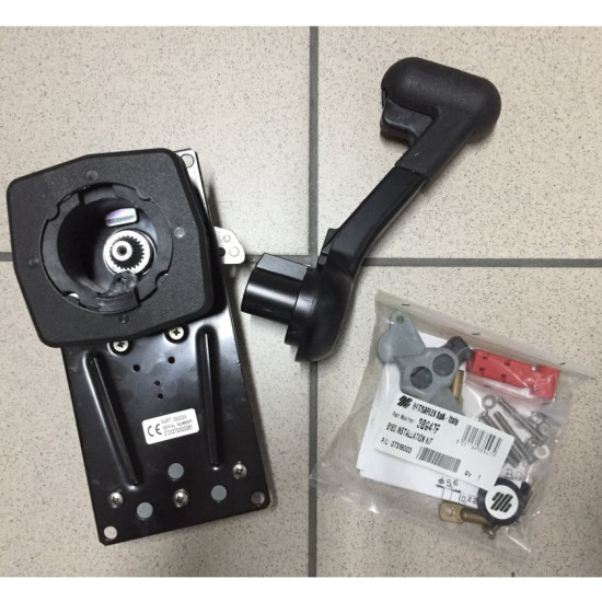 Boitier de Commande Latéral Encastré Ultraflex B183 B-183 PIECESBATEAUX.COM